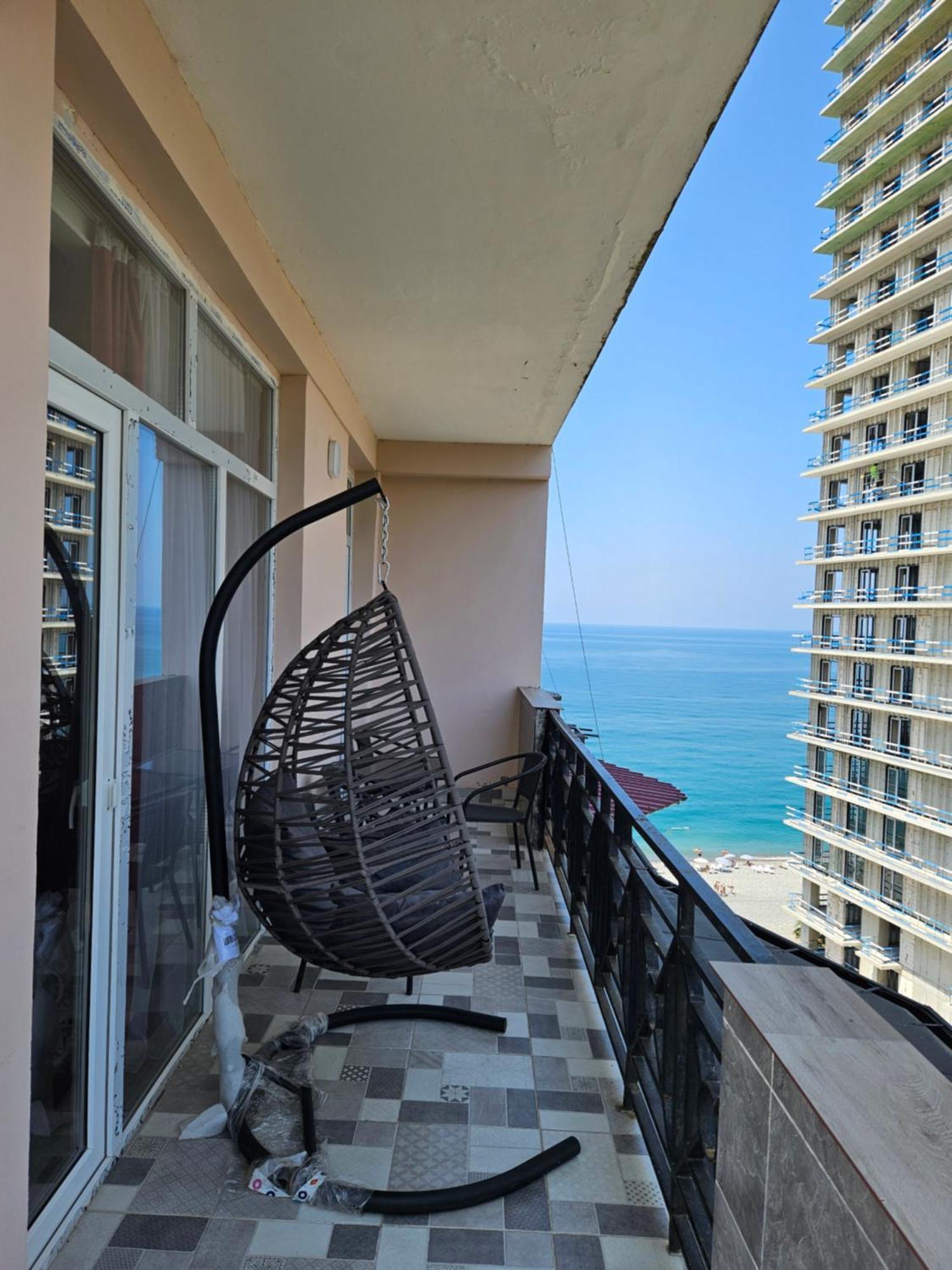 Two Bedroom With Balcony In Apartment