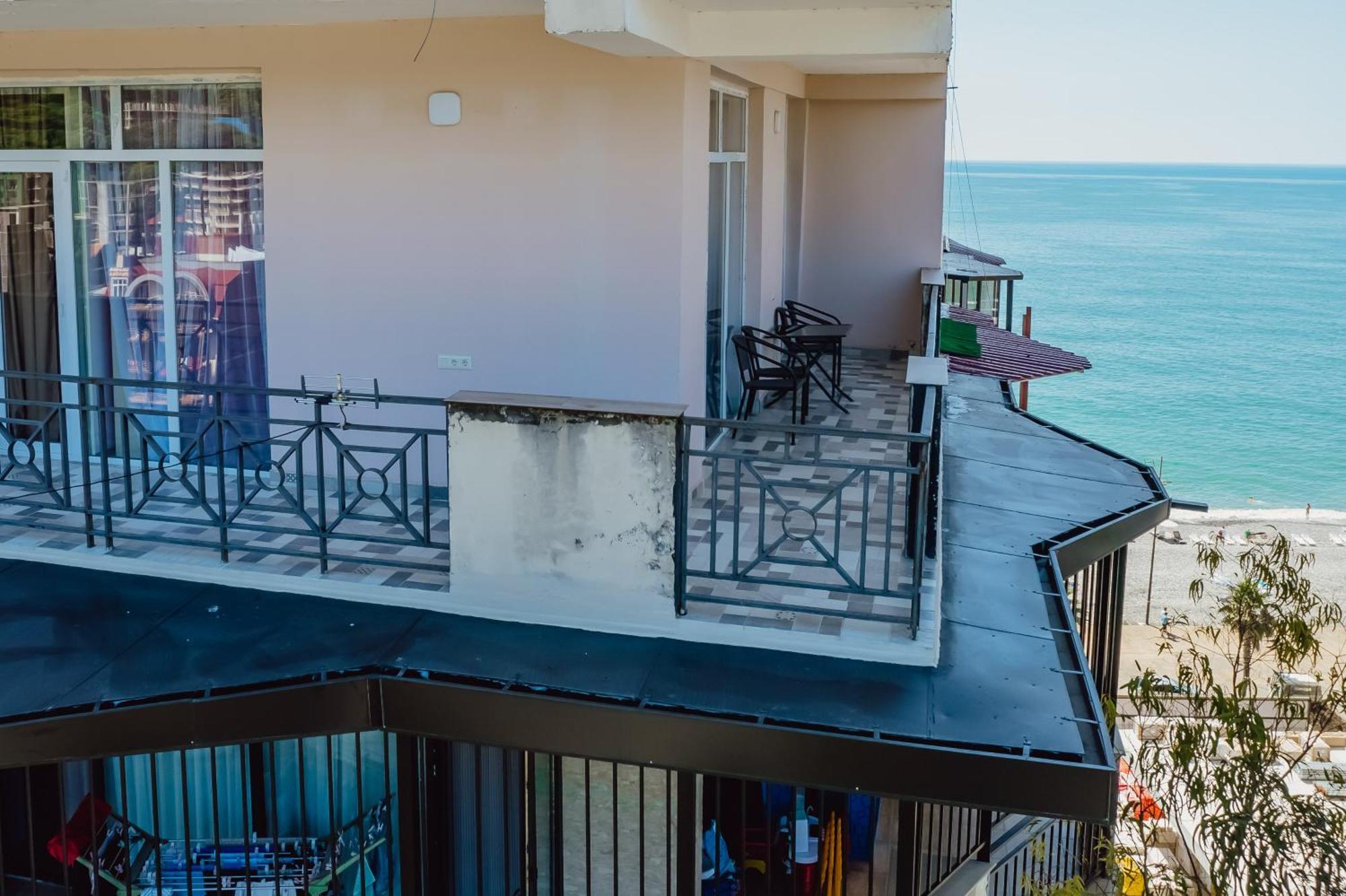 Apartment Two Bedroom With Balcony In Gonio