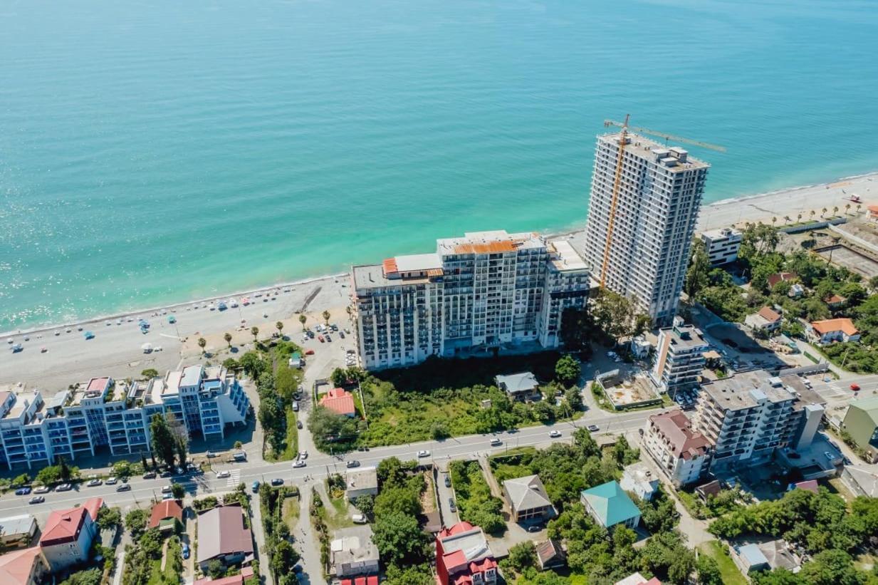 Two Bedroom With Balcony In Apartment